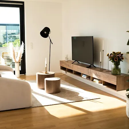 Apartamento Moderne Mit Grosszuegigen 100qm In Der Dresdner Altstadt *