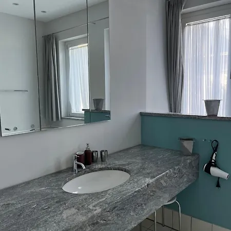 Whirlpool & Relax Am Waldschloesschen * دريسدن