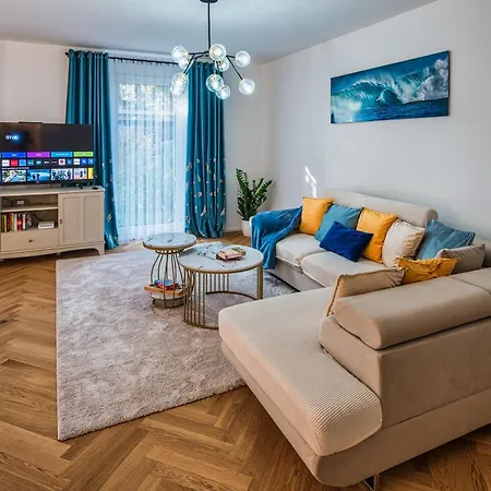 Am Grossen Garten - Terrasse & Parkplatz -8 Personen Apartment *