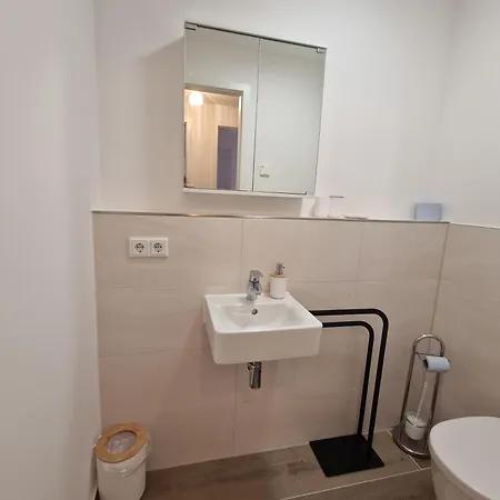 Am Grossen Garten - Terrasse & Parkplatz -8 Personen Apartment *
