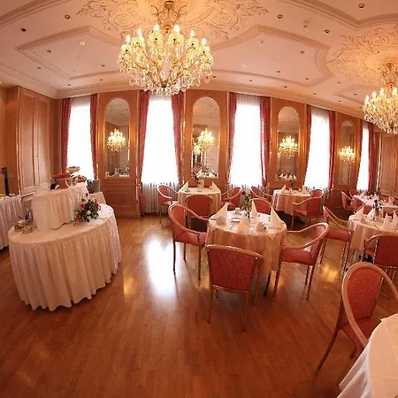 Bayerischer Hof 4*
