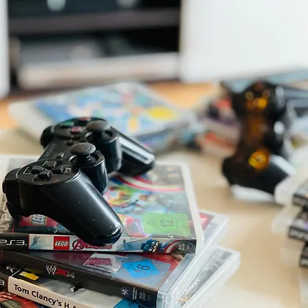 Stariva - Terrasse Ueber - Kaffeemachine - Netflix - Playstation - Brettspiele Apartment Dresden
