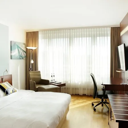 Courtyard By Marriott Hotel Dresden