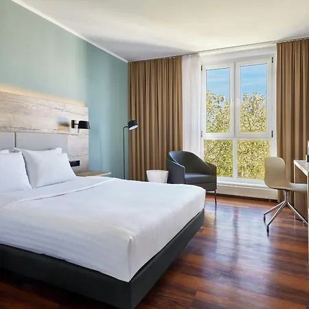 Courtyard By Marriott Dresden