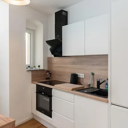 Kleines Fuer 3 * Dresden