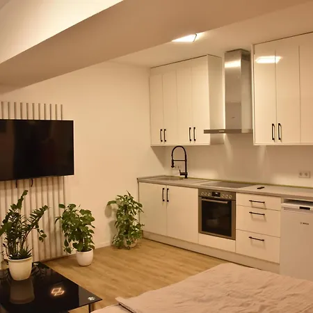 4 Apartment