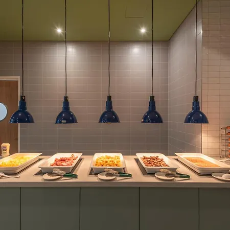 Hampton By Hilton Centre 3* Dresden