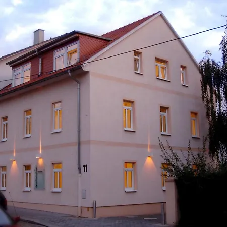 Moderne Nahe Der Dresdener Neustadt *
