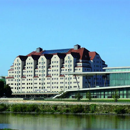 Maritim Hotel 4*