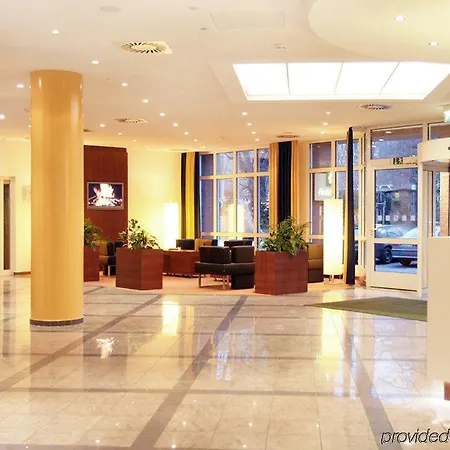 Courtyard By Marriott Hotel