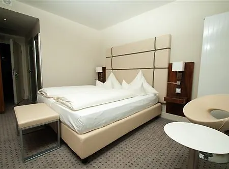 Am Blauen Wunder Hotel 3*