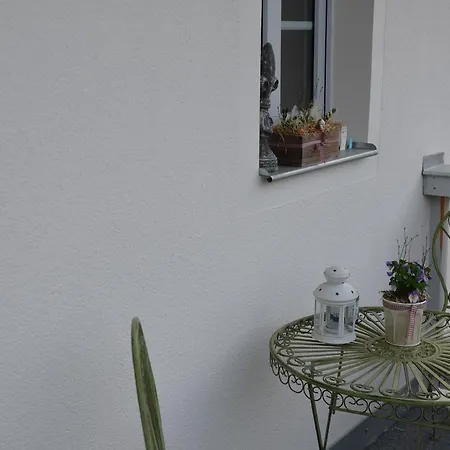 Apartment Adele - Gastezimmer Und Am Elberadweg