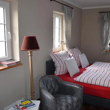 Apartment Adele - Gastezimmer Und Am Elberadweg