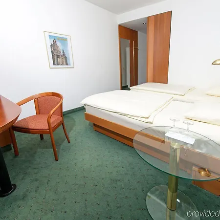 Dormero Airport Otel 4*