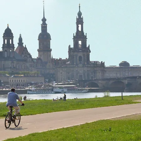 Taste Dresden-ehemals Residenz Alt 4*