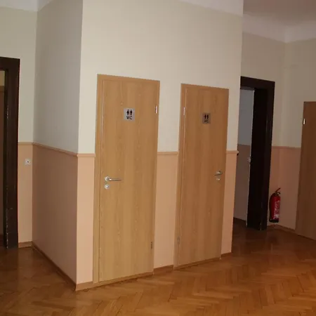 Hostel Rudi Arndt *