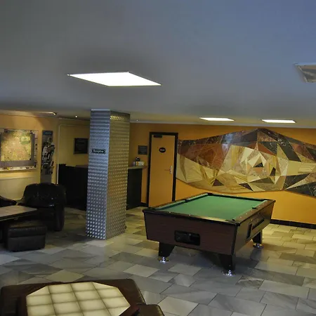 Hotel Heidenschanze 2*