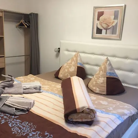Rehn Hotel 3*