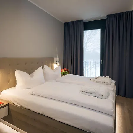 Apart Otel Residenz Am Zwinger 5*
