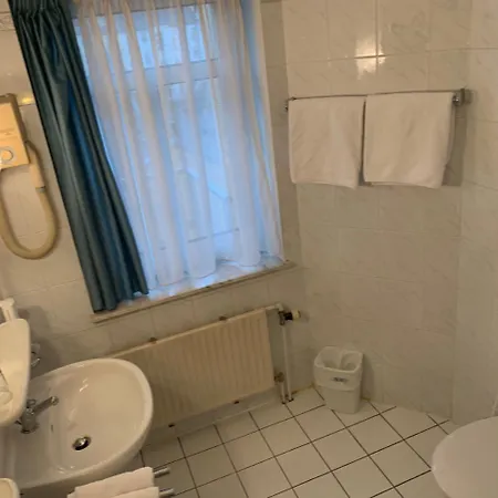 Windsor Hotell 3*
