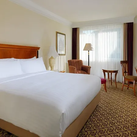 Courtyard By Marriott