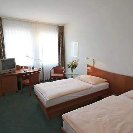 Dormero Airport Otel