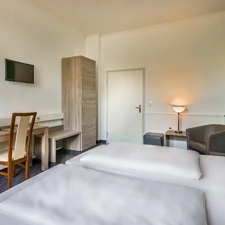 Am Bonhoefferplatz Hotel 3*