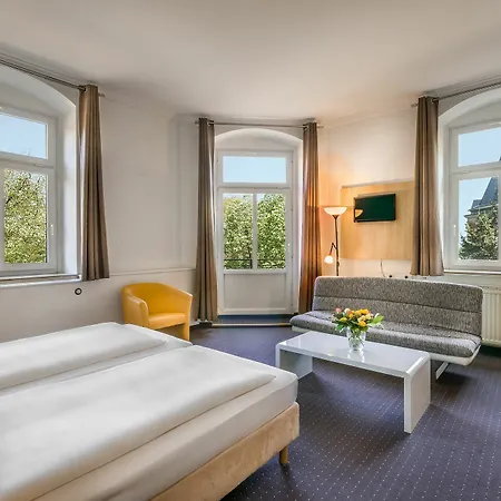 Hotel Am Bonhoefferplatz 3*