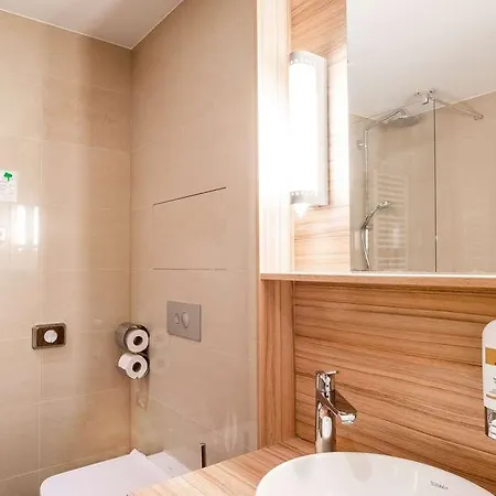 Ξενοδοχείο Quality Hotel, Star Premium 3*