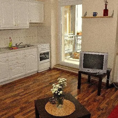 Apartment 3-raum-fewo-dresden-zentrum-balkon-blick-auf-altstadt-l10 Dresden