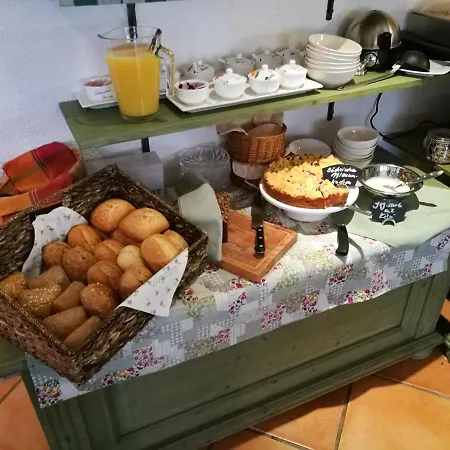 Bed & Breakfast Elbhangzimmer Dresden
