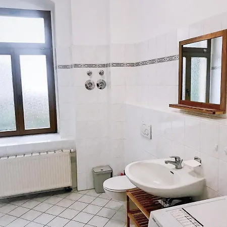 Apartment Familienfreundliches Im Zentrum Fuer Geschaeftsreisen Und Privat *