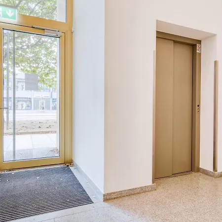 Apartmanhotel Limehome Wallstrasse - Digital Access 3*
