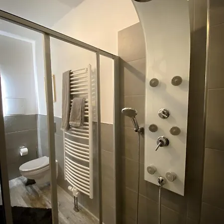 Apartment New Deluxe In Quiet Back House Dresden