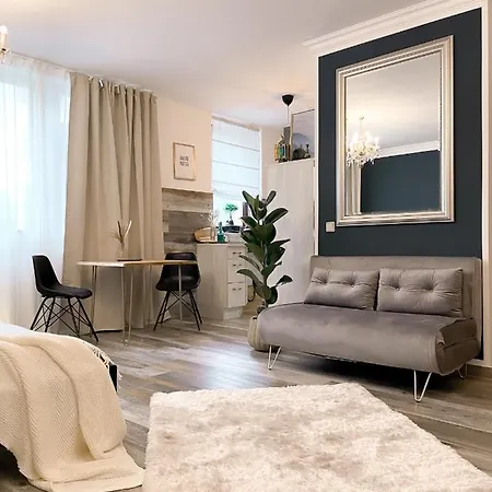 Apartment New Deluxe In Quiet Back House *