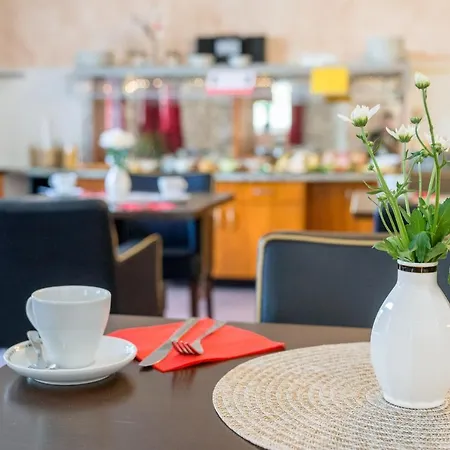 Sax Imperial فندق دريسدن