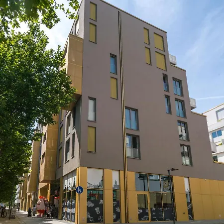 Limehome Wallstrasse - Digital Access 3* Drezda