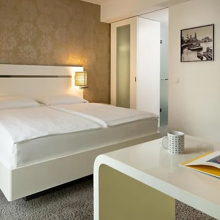 Innside By Meliá 4*