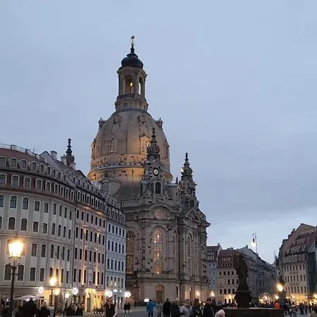 Ferienwohnung In Dresden. Apartment *