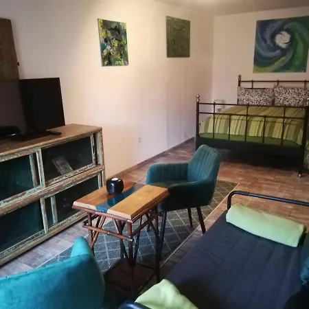 -am Alten Dorfplatz- Holiday home Dresden