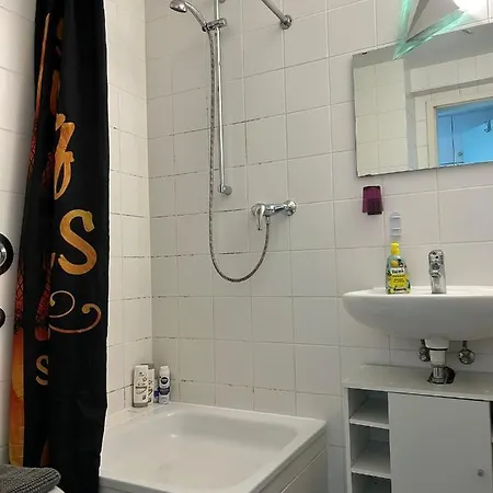 Gemutliche In Neustadt/alaunpark Apartment *