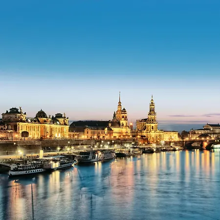 Radisson Blu Park & Conference Centre Hotel 4*