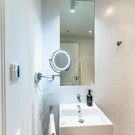 Tip! 120 Qm Direkt Am Neumarkt Apartment *