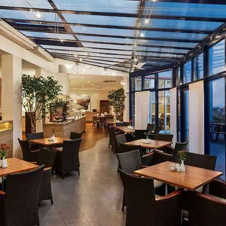 Hotel Amedia Elbpromenade, Trademark Collection By Wyndham 3*