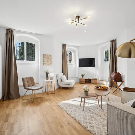 Apartment Wiener Palais Am Grossen Garten, Arbeitsplatz, Familie, 7 Pers, Smart-tv