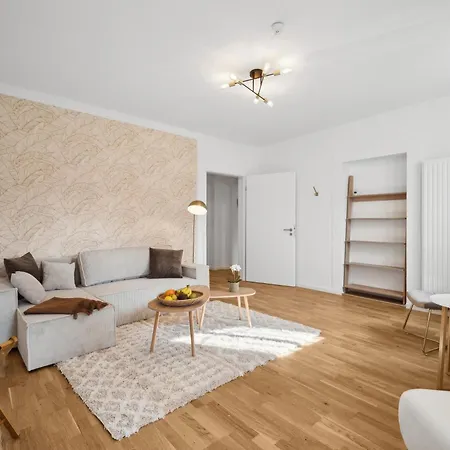 Wiener Palais Am Grossen Garten, Arbeitsplatz, Familie, 7 Pers, Smart-tv Dresden