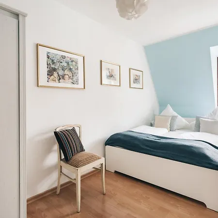 Maria Luisa Apartment