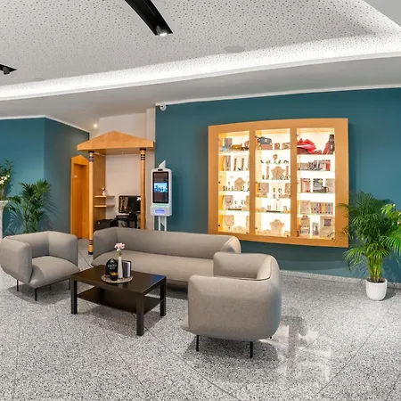 德累斯顿阿兹姆酒店