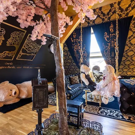 N Vogue - Aussergewoehnliche In Zentrumsnaehe Appartement *
