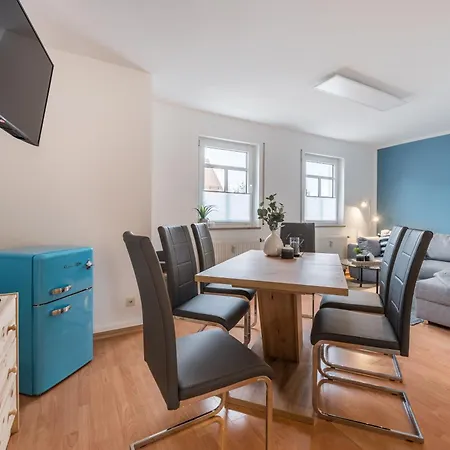 Cozyhomz Bis 5 Personen Mit Stellplatz Apartment *
